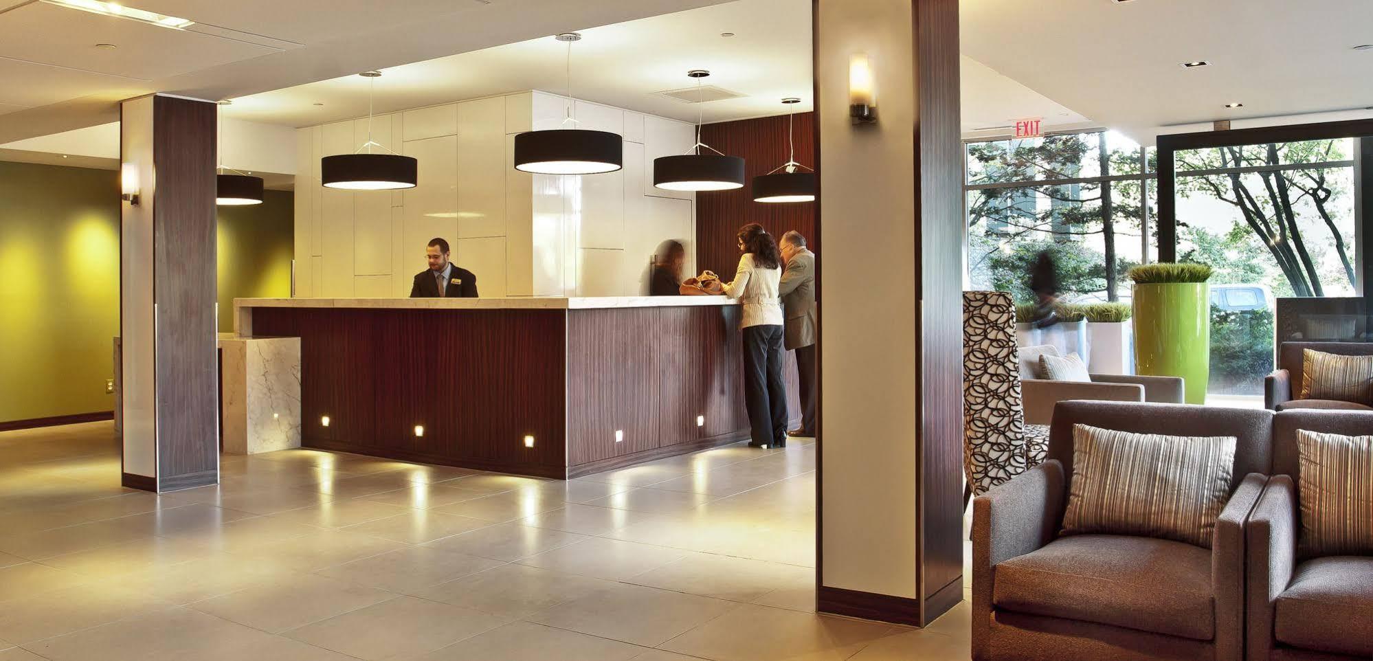 เวเบอร์ โฮเต็ล แอนด์ เรสเทอรองต์ Hotel แอนอาร์เบอร์ ภายนอก รูปภาพ