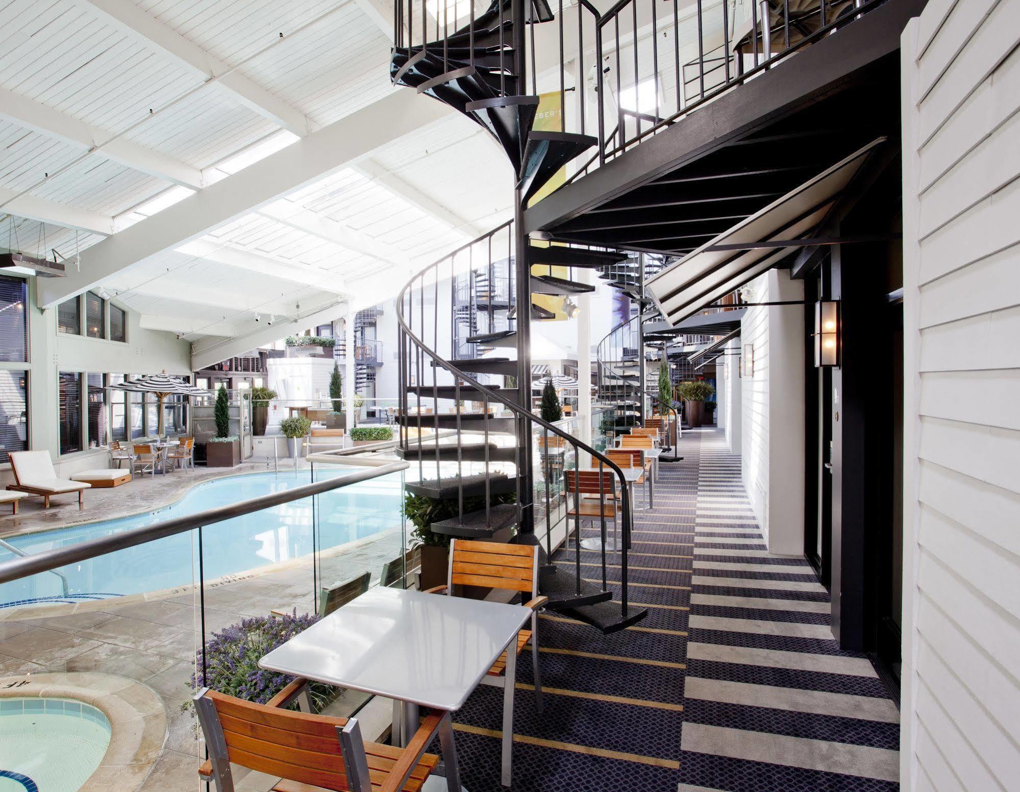 เวเบอร์ โฮเต็ล แอนด์ เรสเทอรองต์ Hotel แอนอาร์เบอร์ ภายนอก รูปภาพ